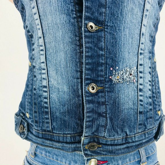 Soho Babe Juniors Denim Vest Size M - Picture 2 of 7